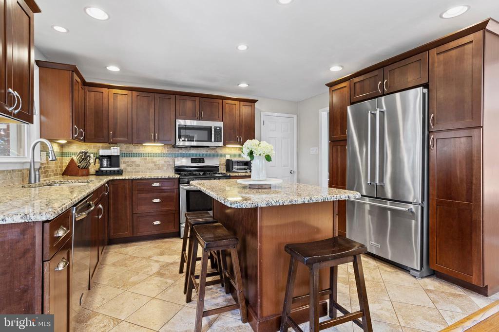 105 LONGVIEW DRIVE