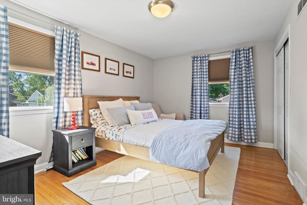 105 LONGVIEW DRIVE