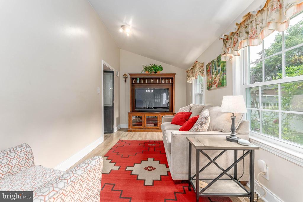 2 FAIRHILL ROAD