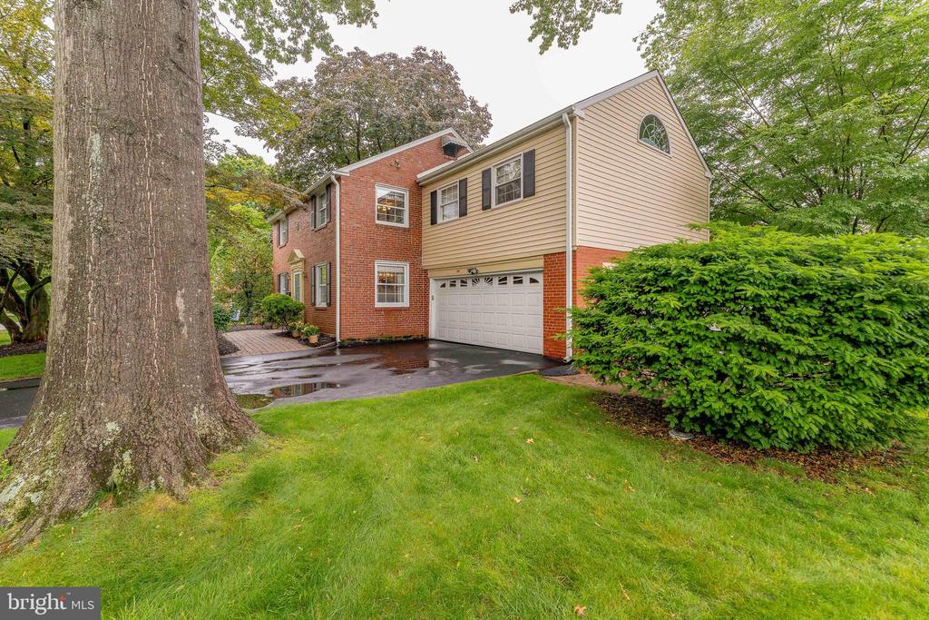 2 FAIRHILL ROAD