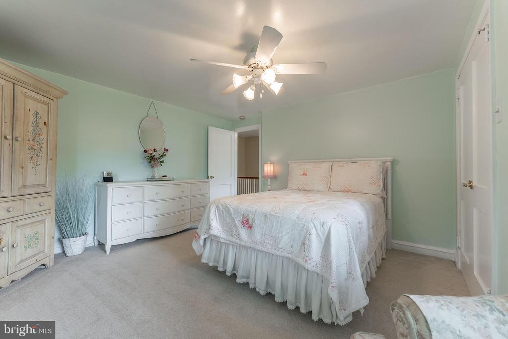 2 FAIRHILL ROAD