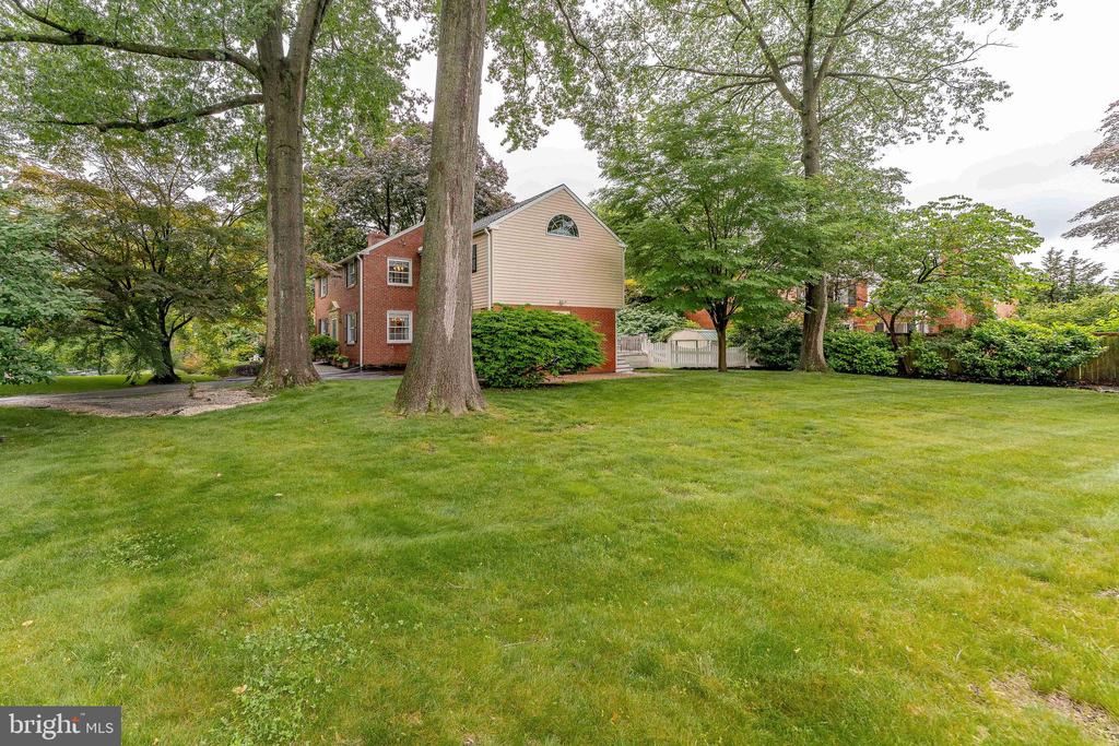 2 FAIRHILL ROAD