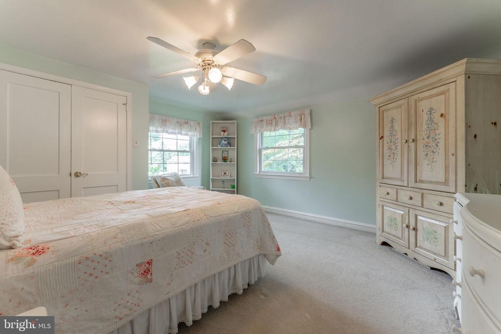 2 FAIRHILL ROAD