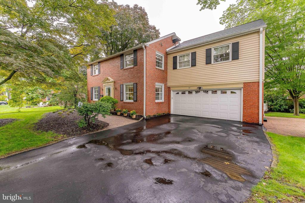 2 FAIRHILL ROAD