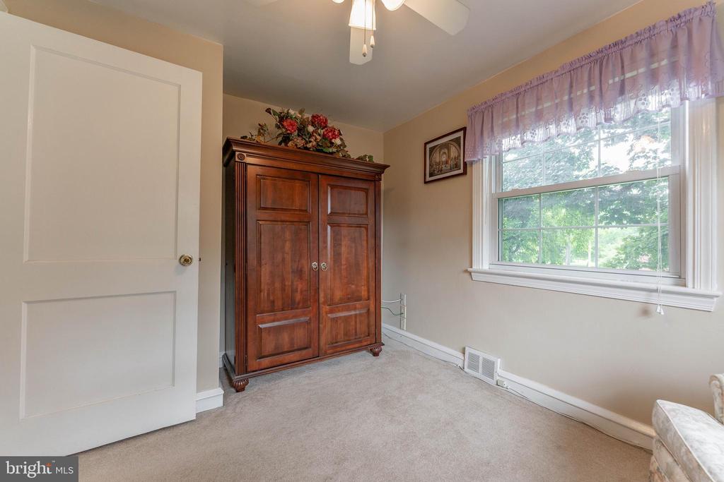2 FAIRHILL ROAD