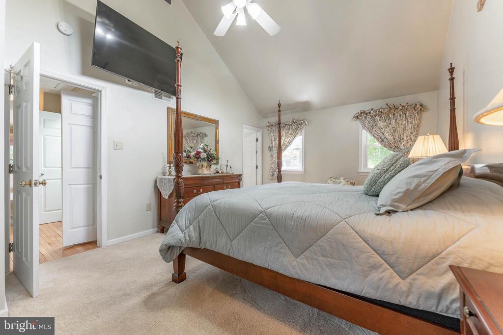 2 FAIRHILL ROAD