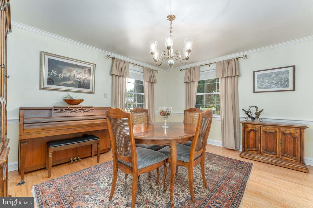 2 FAIRHILL ROAD