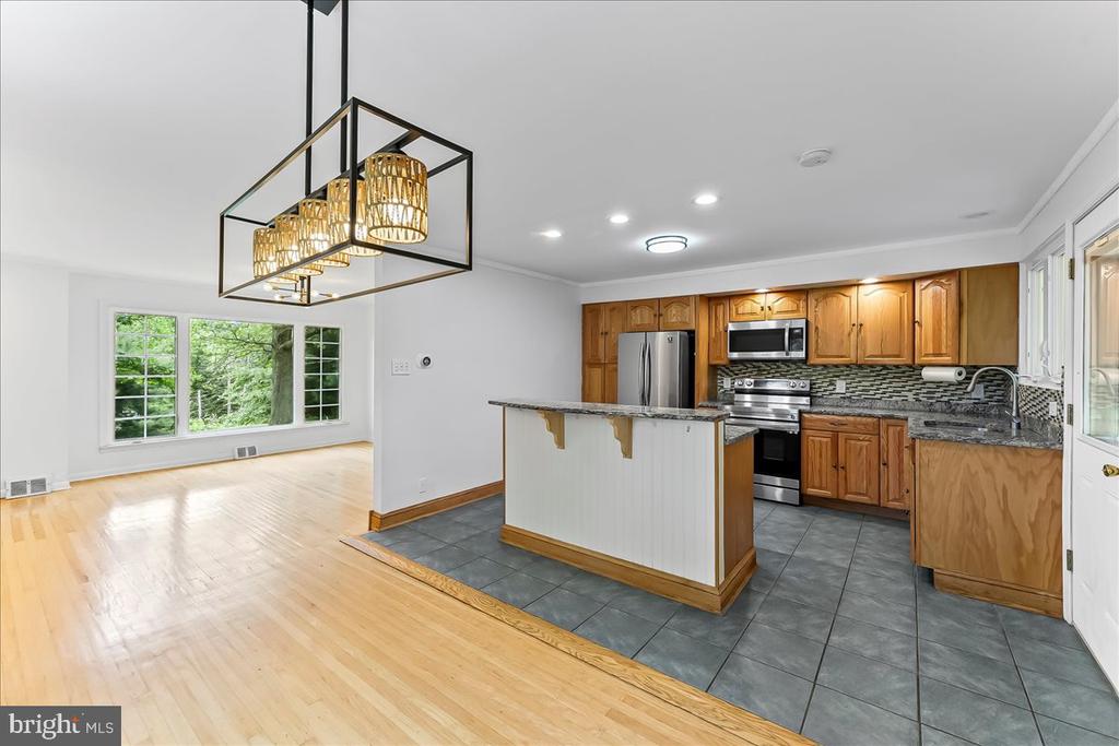 63 MARLBOROUGH LANE