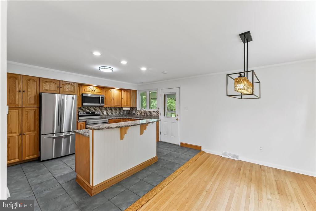 63 MARLBOROUGH LANE