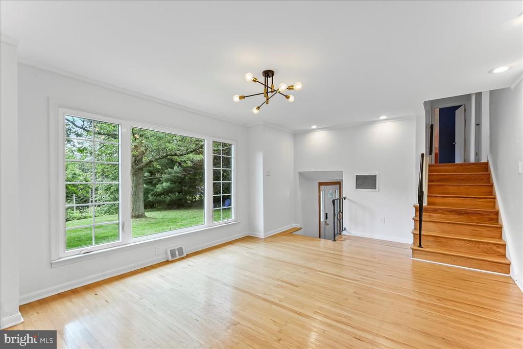 63 MARLBOROUGH LANE