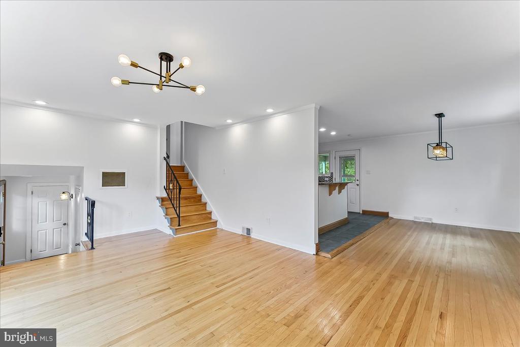 63 MARLBOROUGH LANE