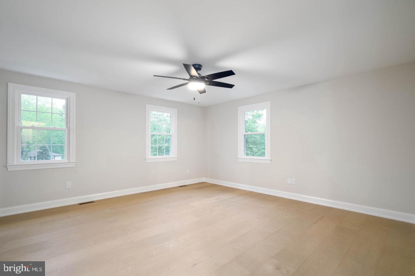 306 SANDCASTLE LANE