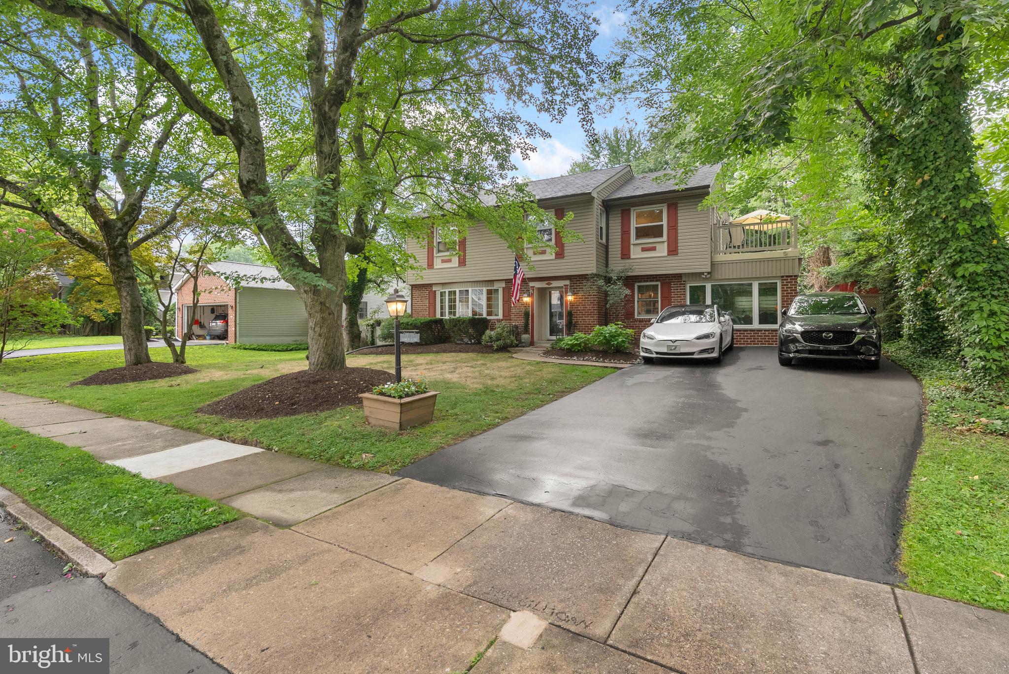 332 FRANKLIN AVENUE