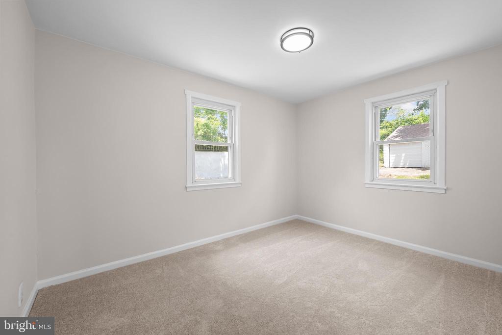 12 ROSALIE LANE