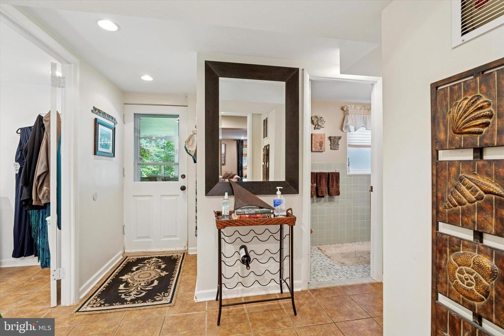 2789 HIGHLAND AVENUE