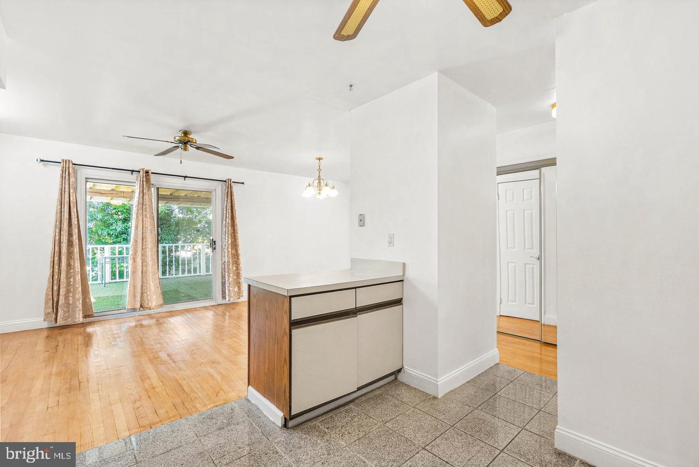 643 SAINT ANTHONY LANE