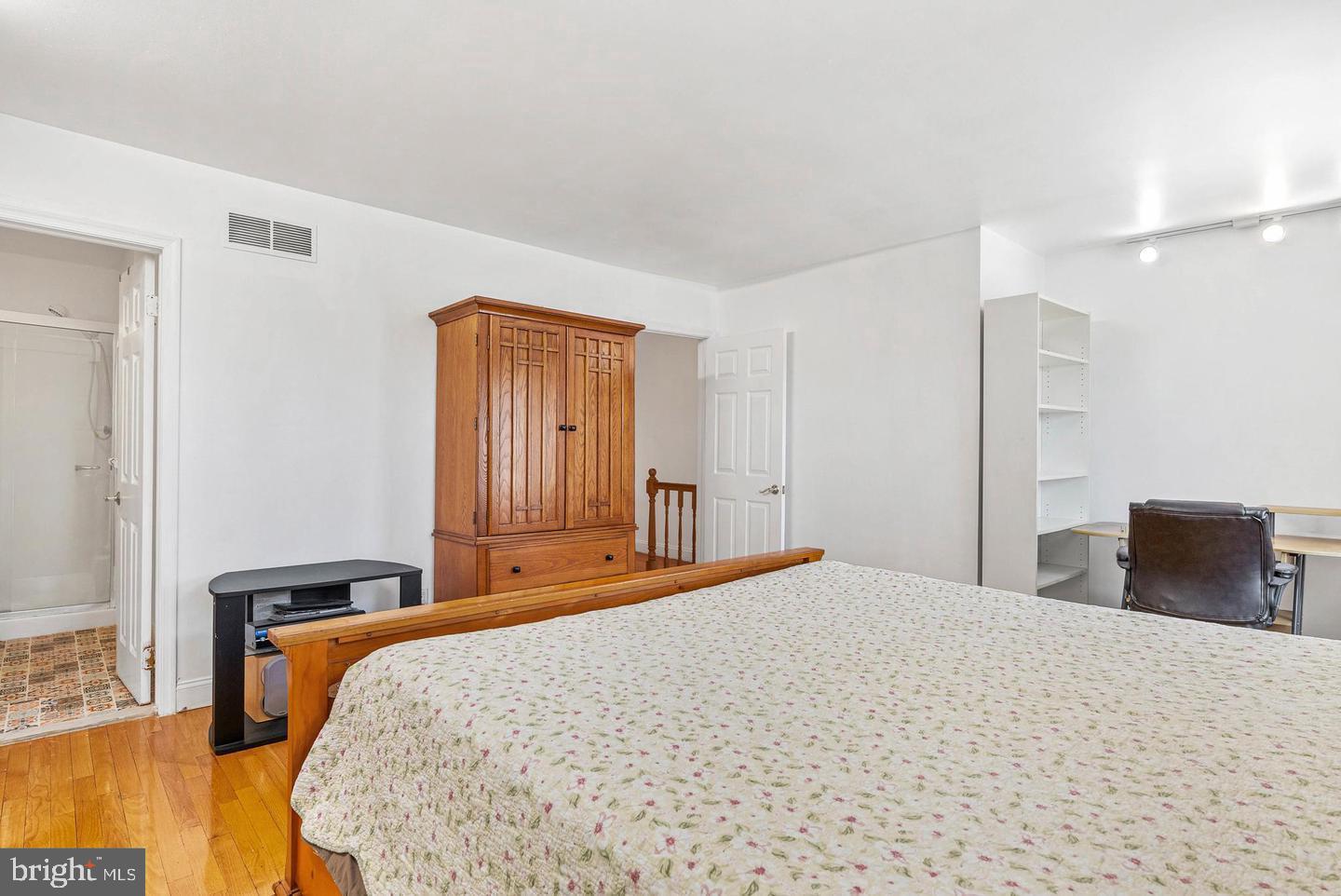 643 SAINT ANTHONY LANE