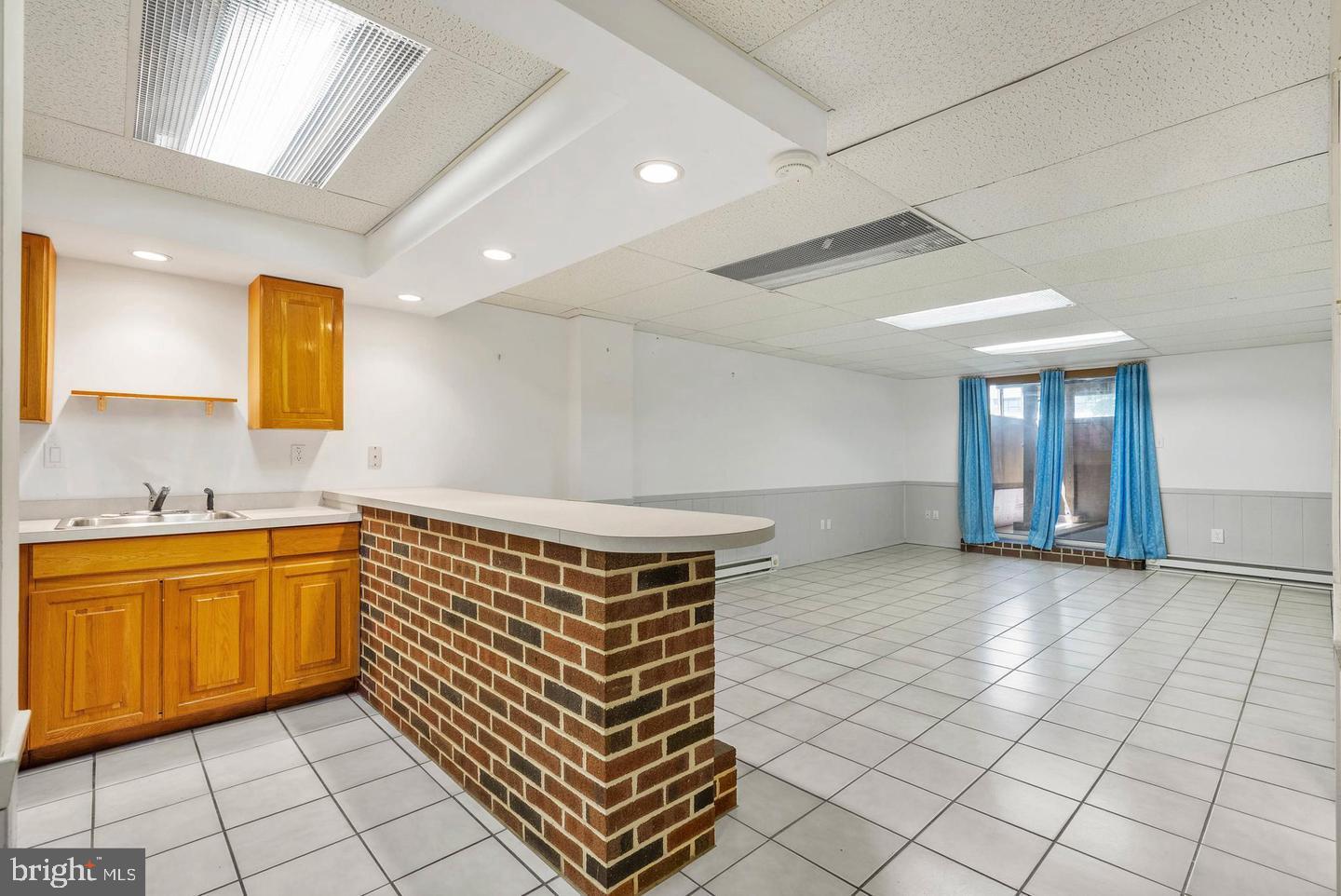 643 SAINT ANTHONY LANE