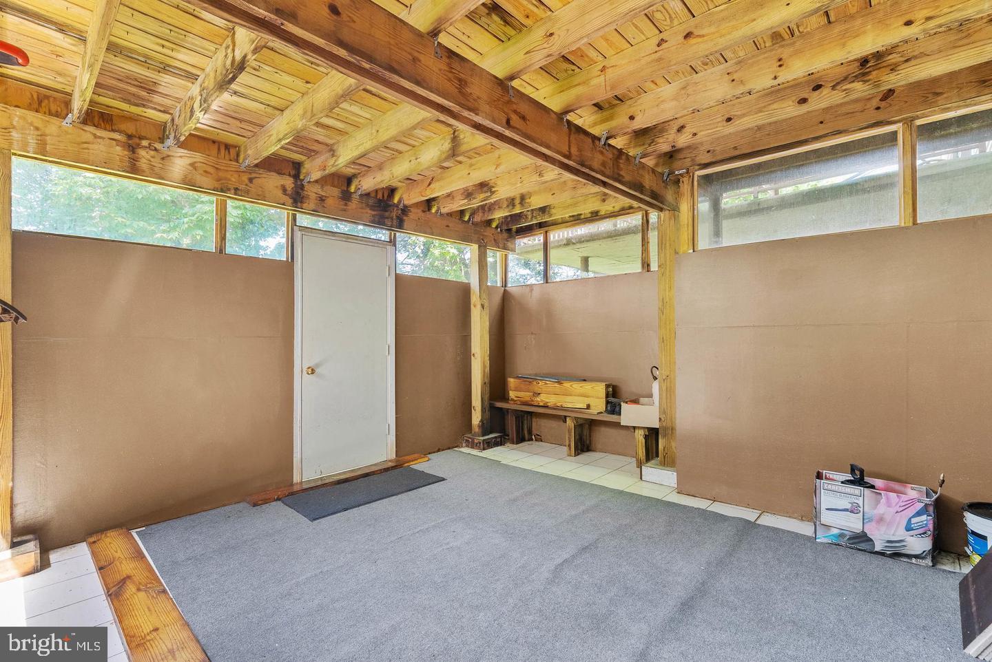 643 SAINT ANTHONY LANE