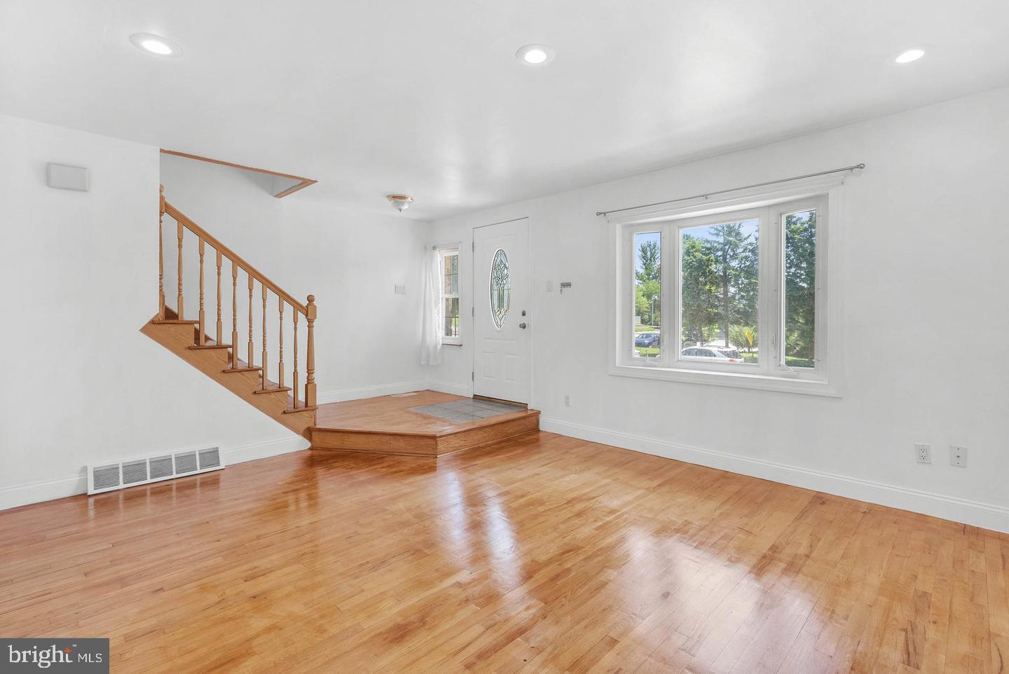 643 SAINT ANTHONY LANE