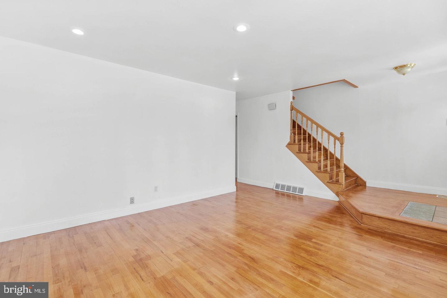 643 SAINT ANTHONY LANE