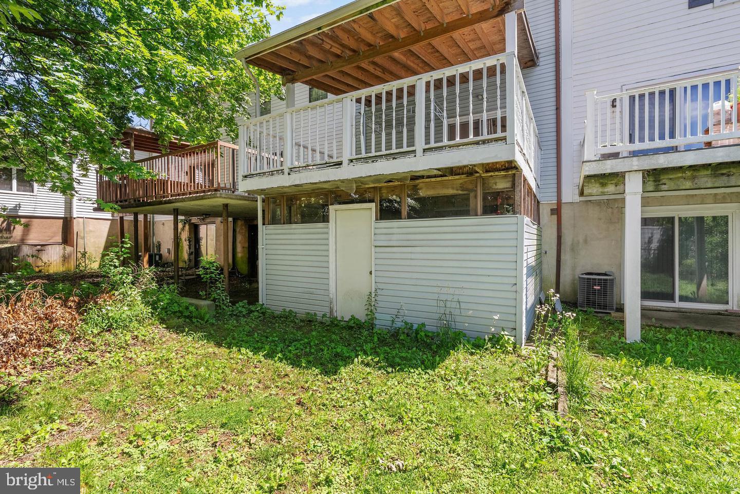 643 SAINT ANTHONY LANE