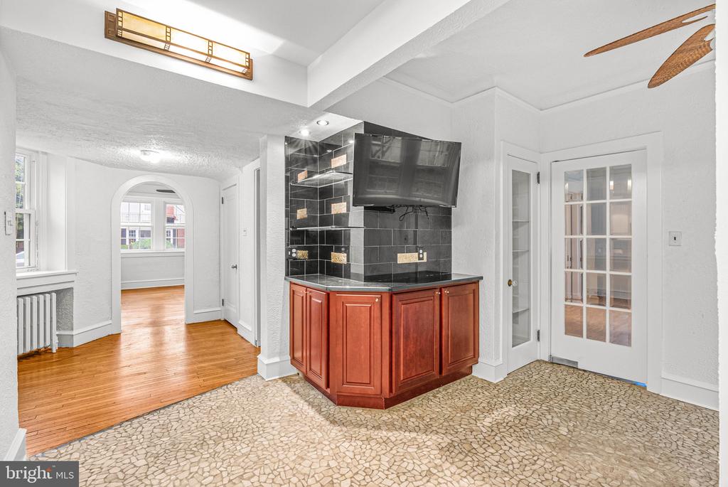 474 KENWOOD ROAD