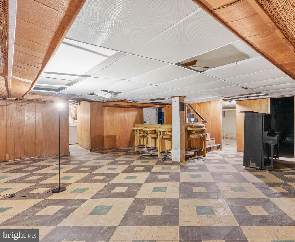 474 KENWOOD ROAD