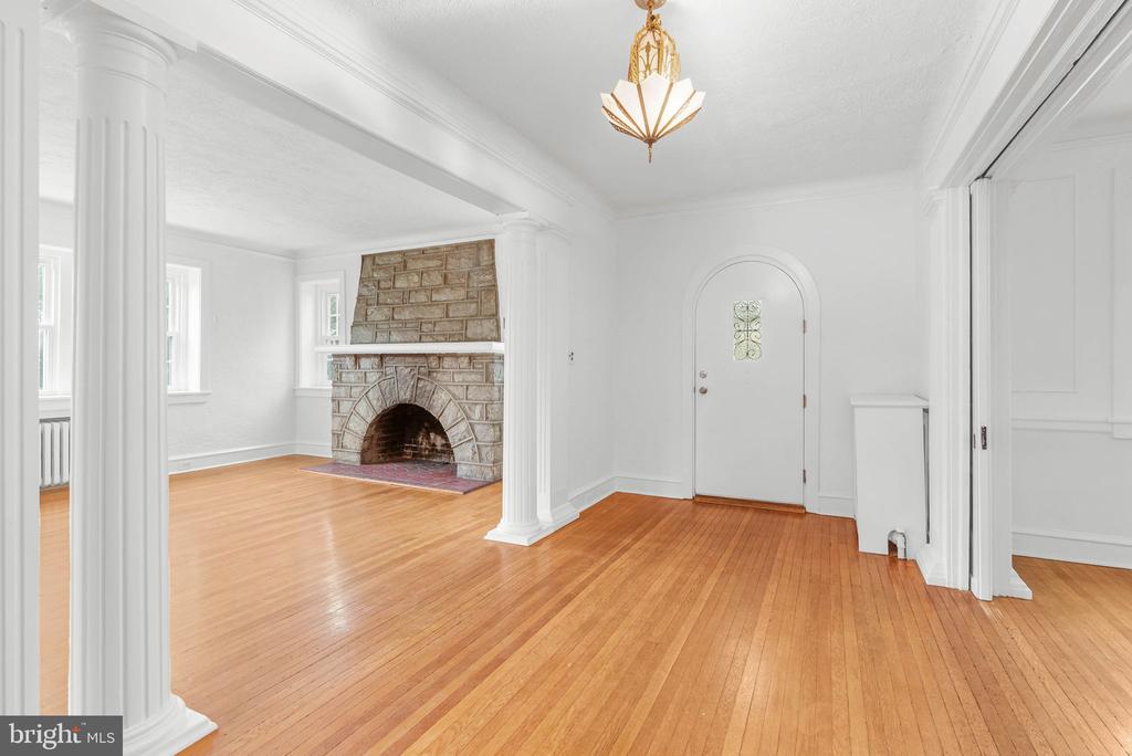 474 KENWOOD ROAD