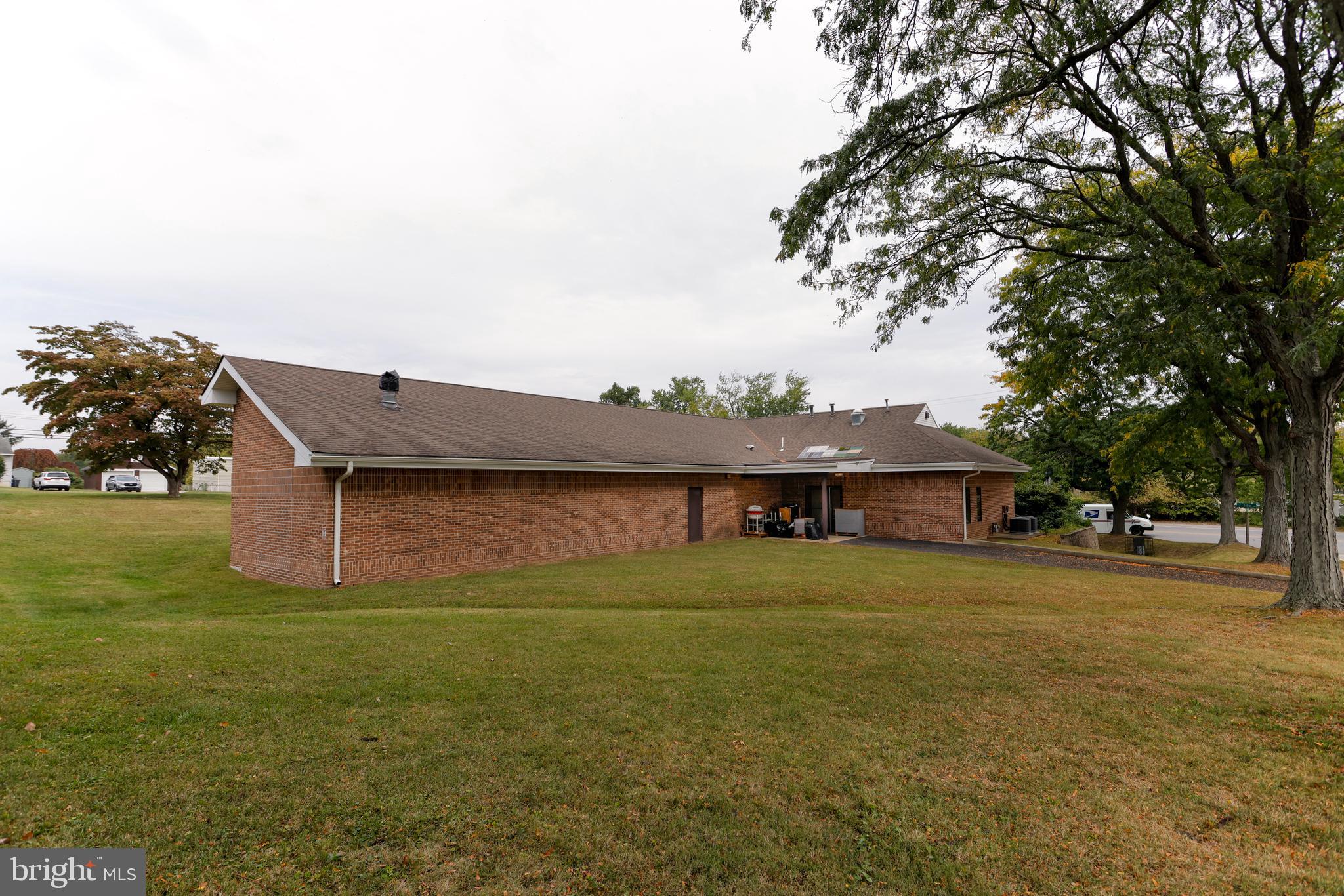 475 KEDRON AVENUE