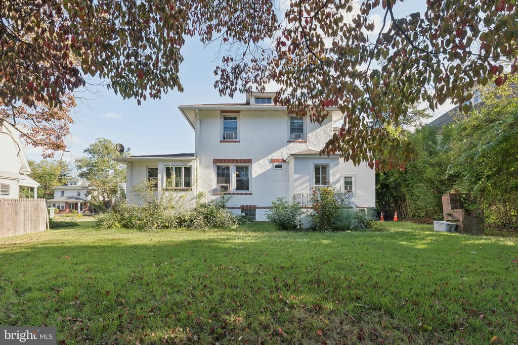 504 S ELMWOOD AVENUE