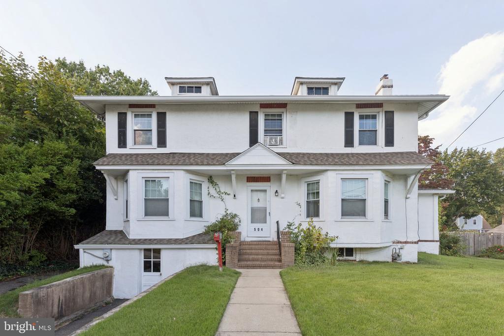 504 S ELMWOOD AVENUE