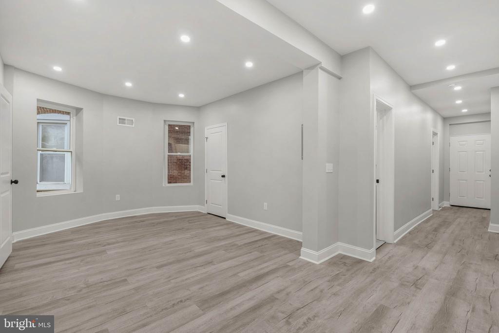 513 MACDADE BOULEVARD