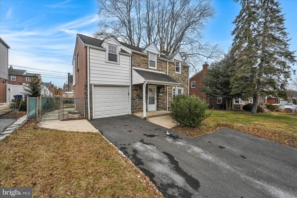 1501 BURMONT