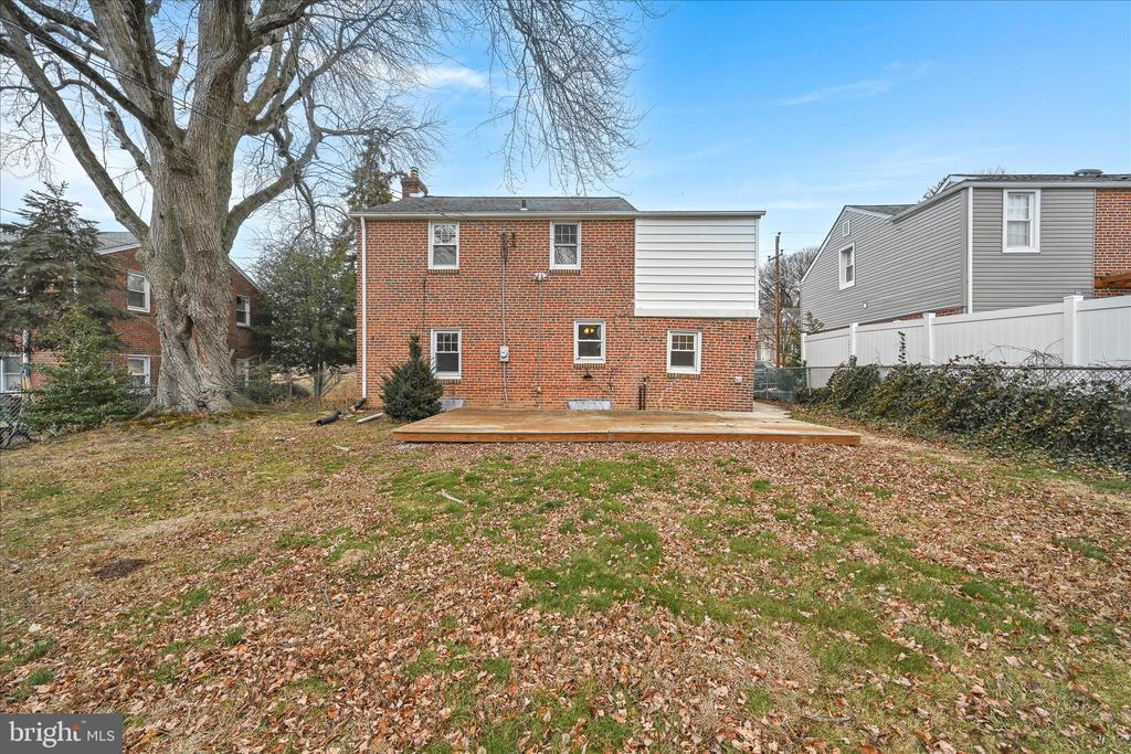 1501 BURMONT