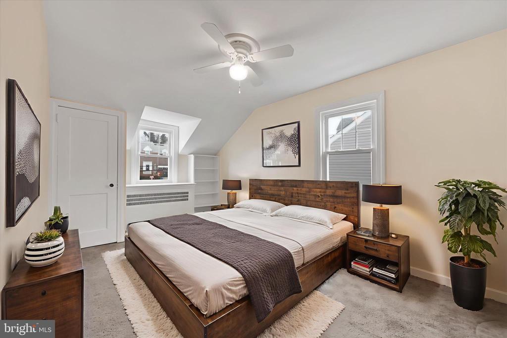 1501 BURMONT