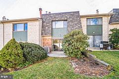 1179 PUTNAM BOULEVARD 3