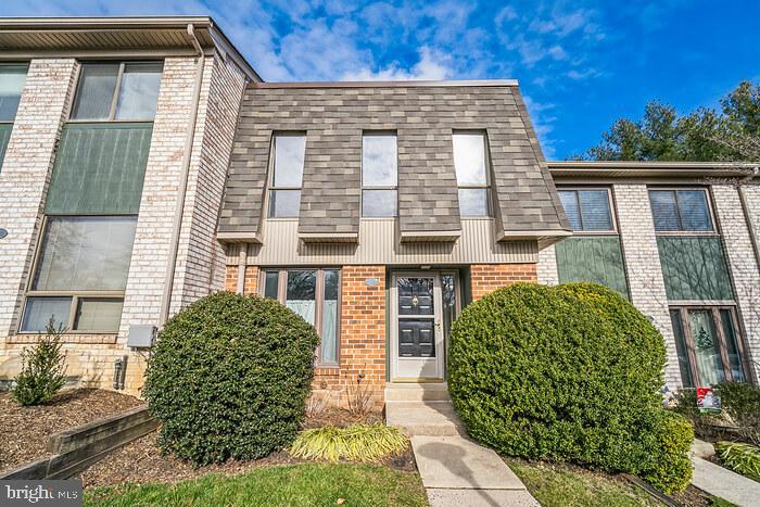 1179 PUTNAM BOULEVARD 3