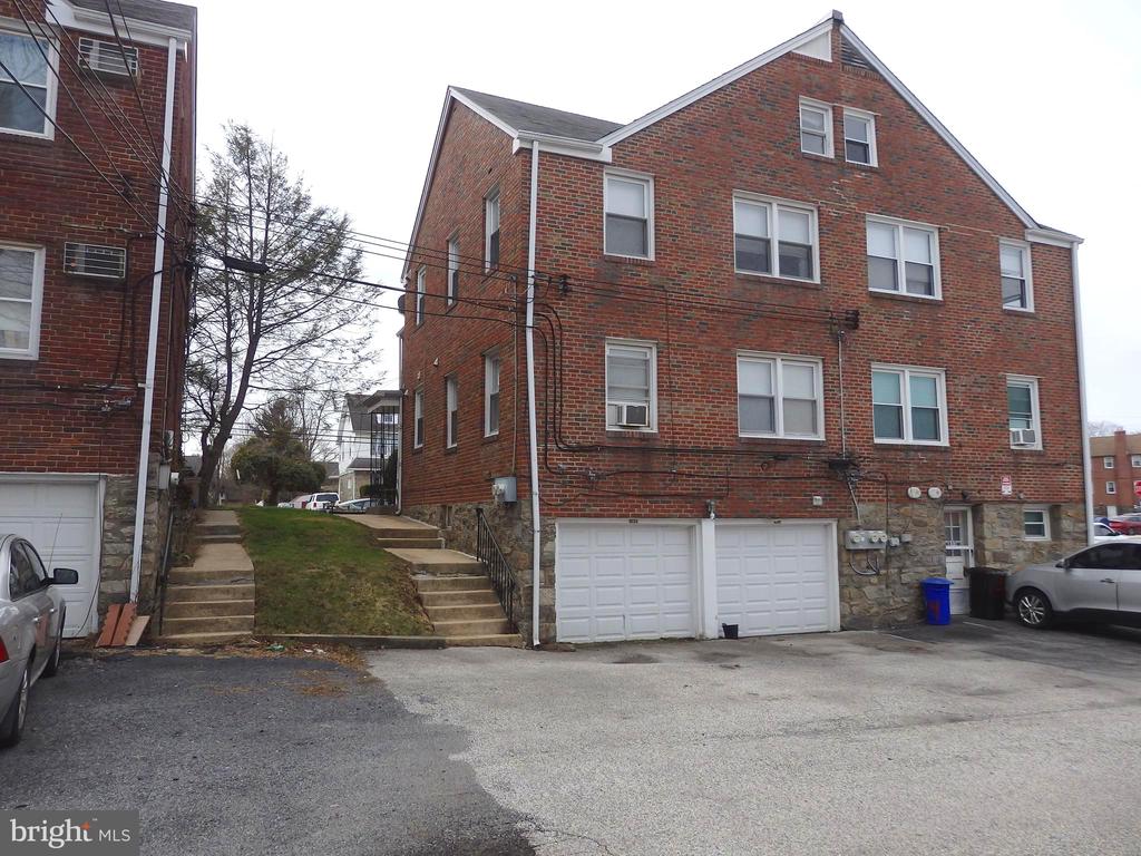 653 DREXEL AVENUE