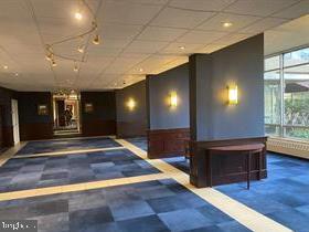 1030 E LANCASTER AVENUE Unit: 823