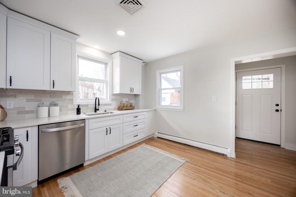 465 HAWARDEN ROAD