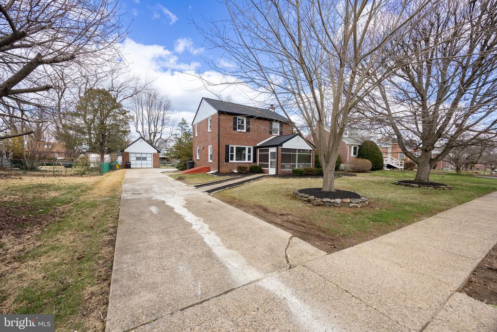 465 HAWARDEN ROAD
