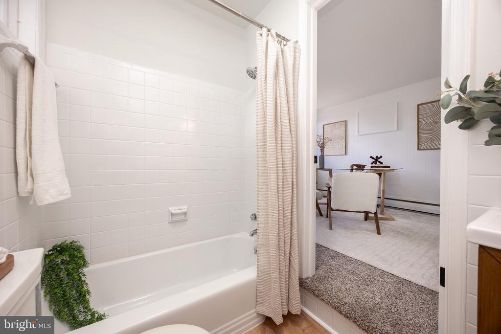 465 HAWARDEN ROAD