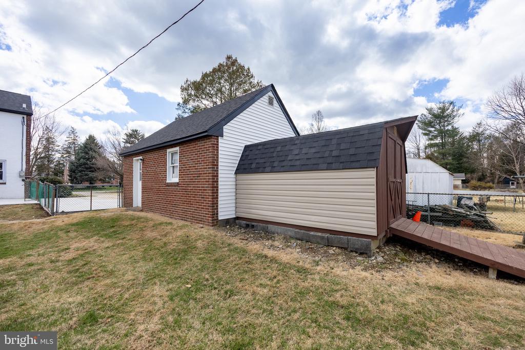 465 HAWARDEN ROAD