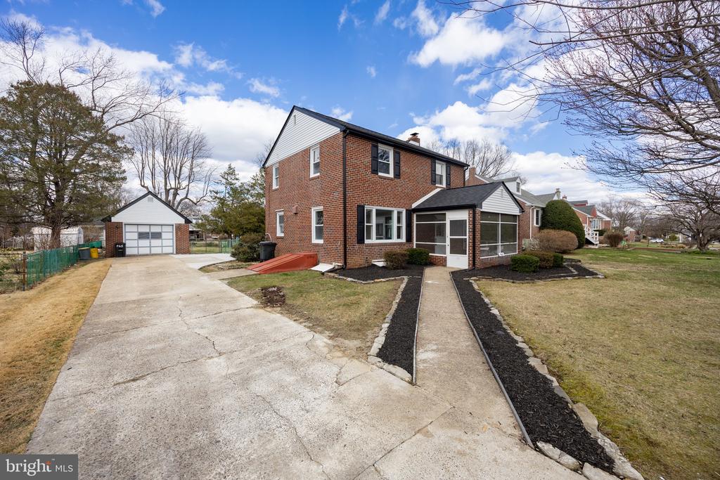 465 HAWARDEN ROAD