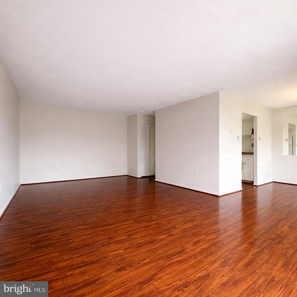280 BRIDGEWATER ROAD Unit: J5