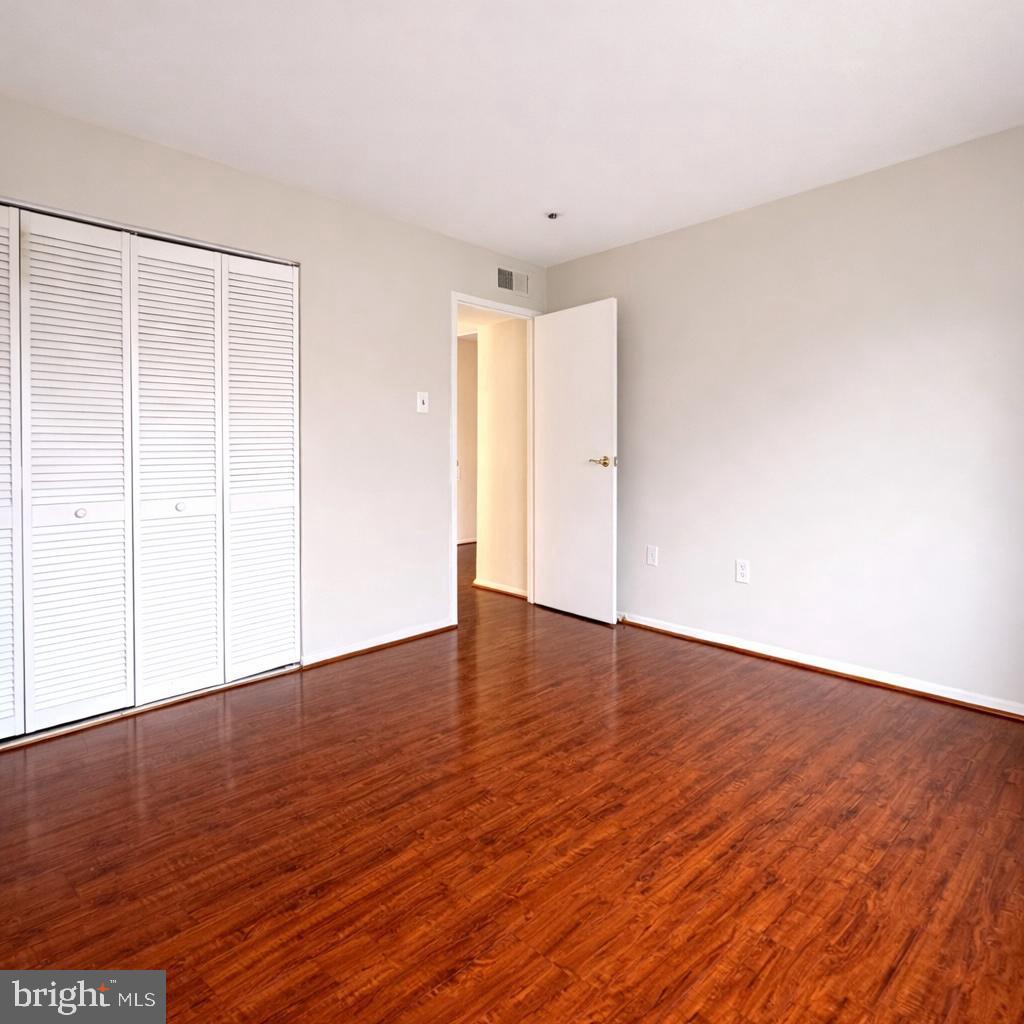 280 BRIDGEWATER ROAD Unit: J5