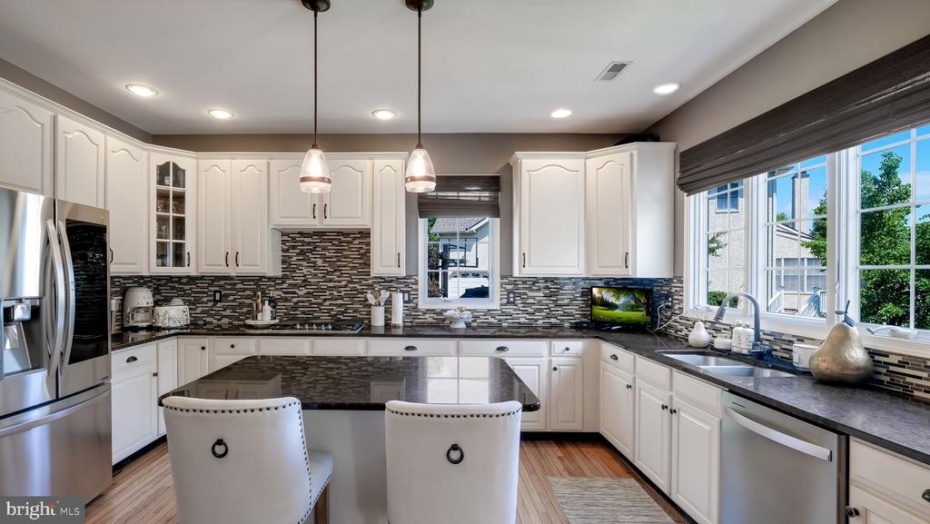31 THOMAS SPEAKMAN DRIVE
