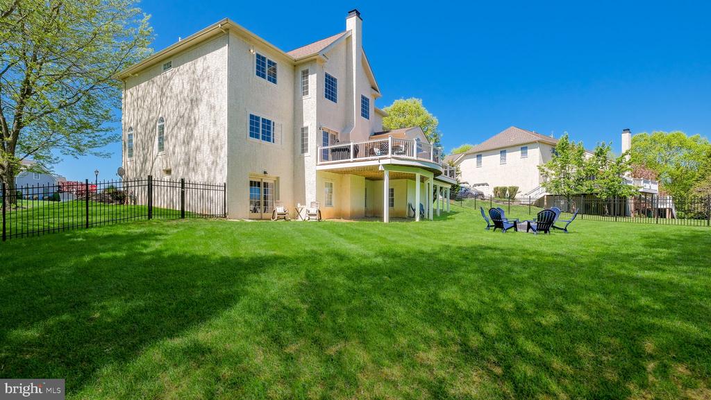 31 THOMAS SPEAKMAN DRIVE
