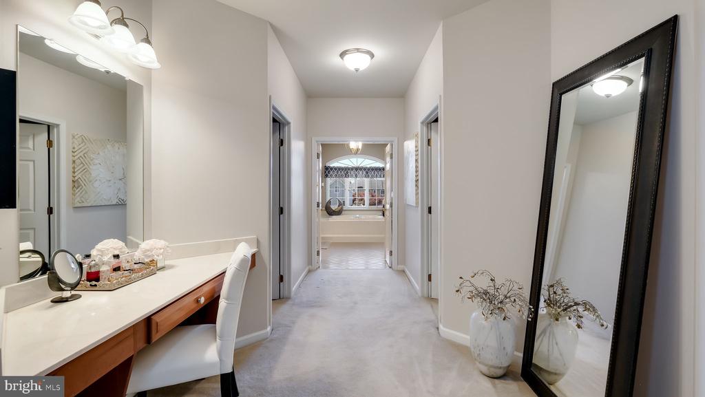 31 THOMAS SPEAKMAN DRIVE